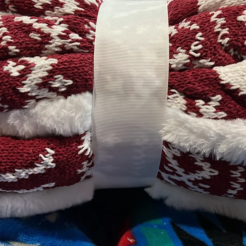 Fleece & jacquard throw!